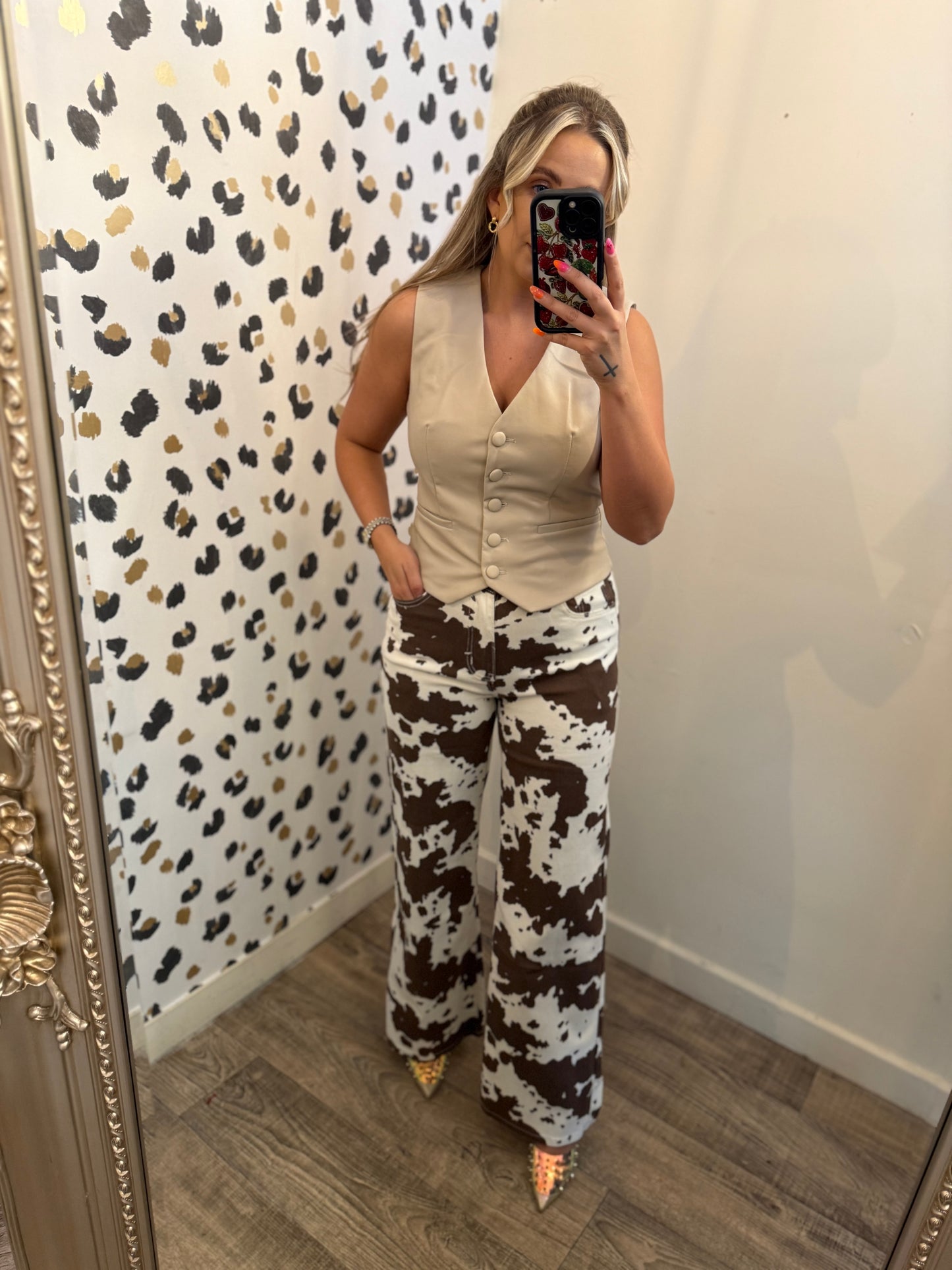 Cow Jeans in Brown