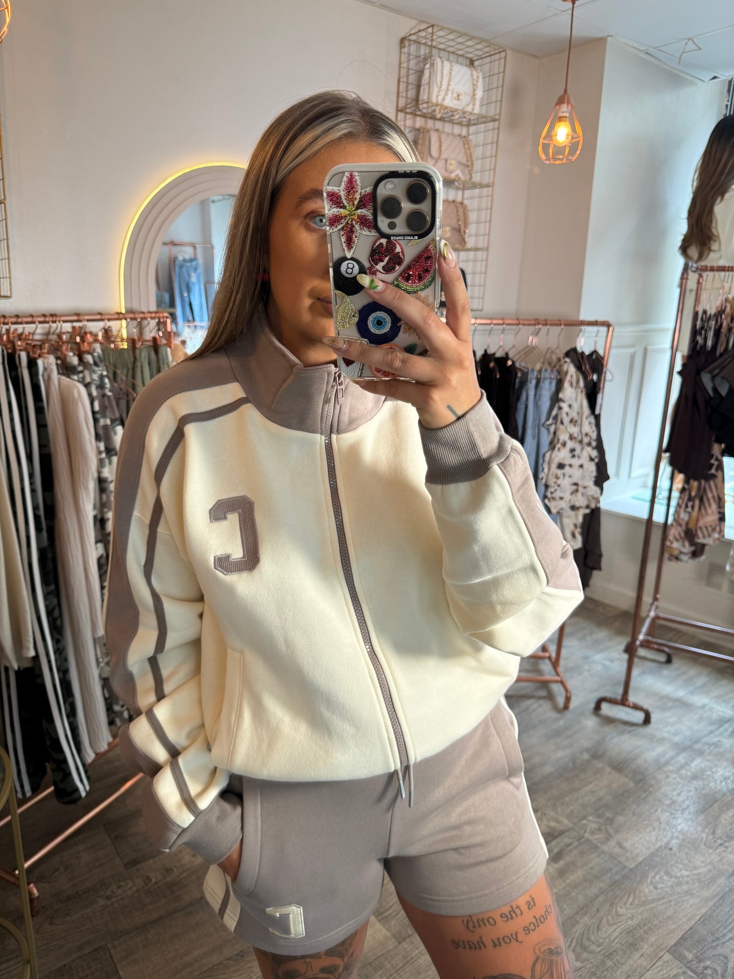 The CASUAL Set Grey
