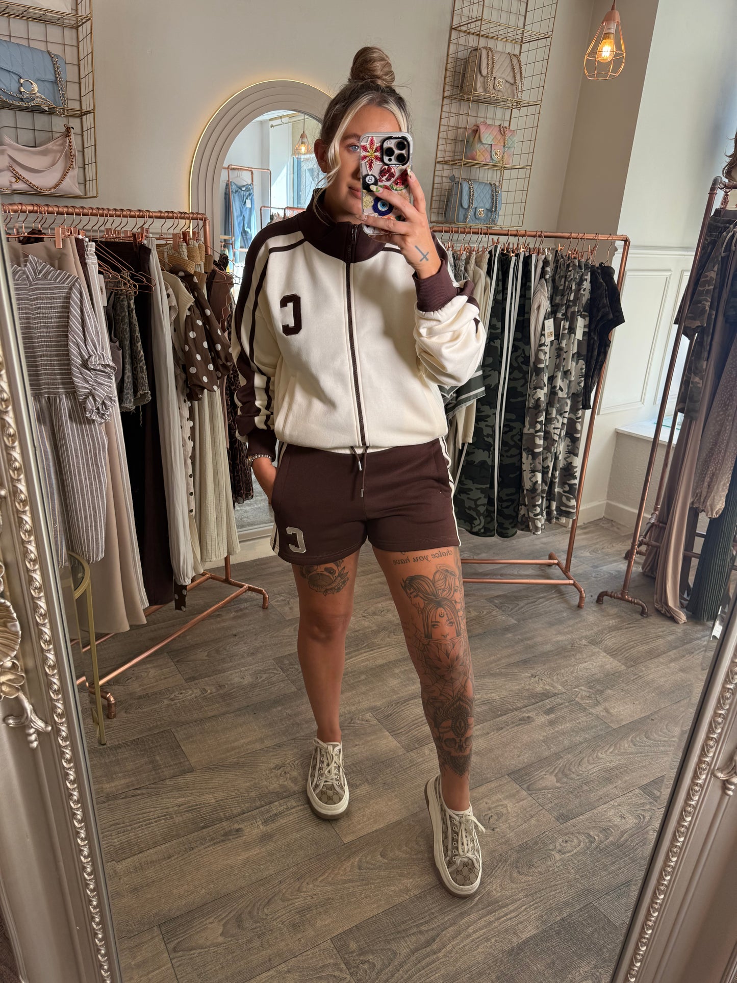 The CASUAL Lounge Set Chocolate