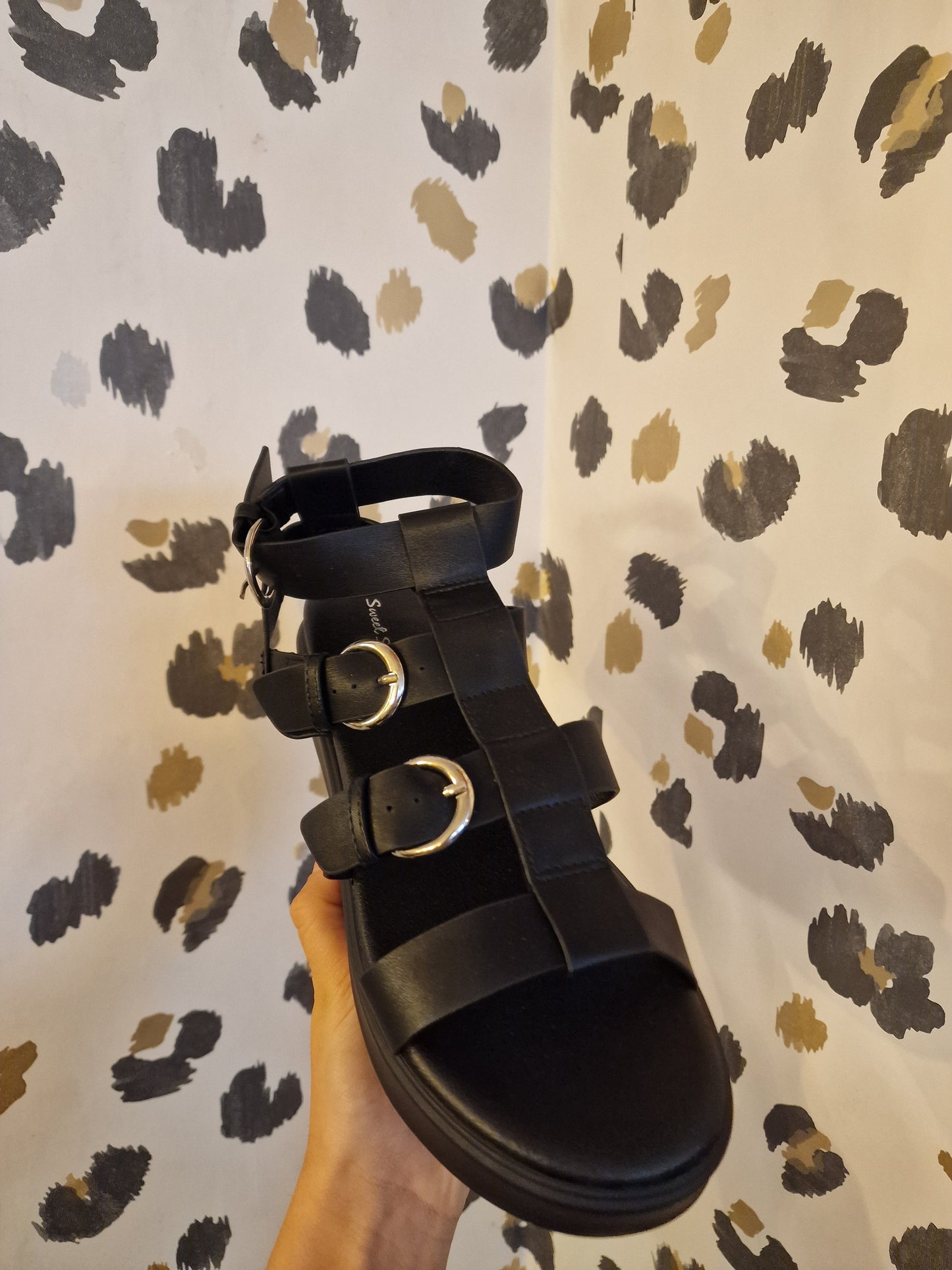 Black Sandal