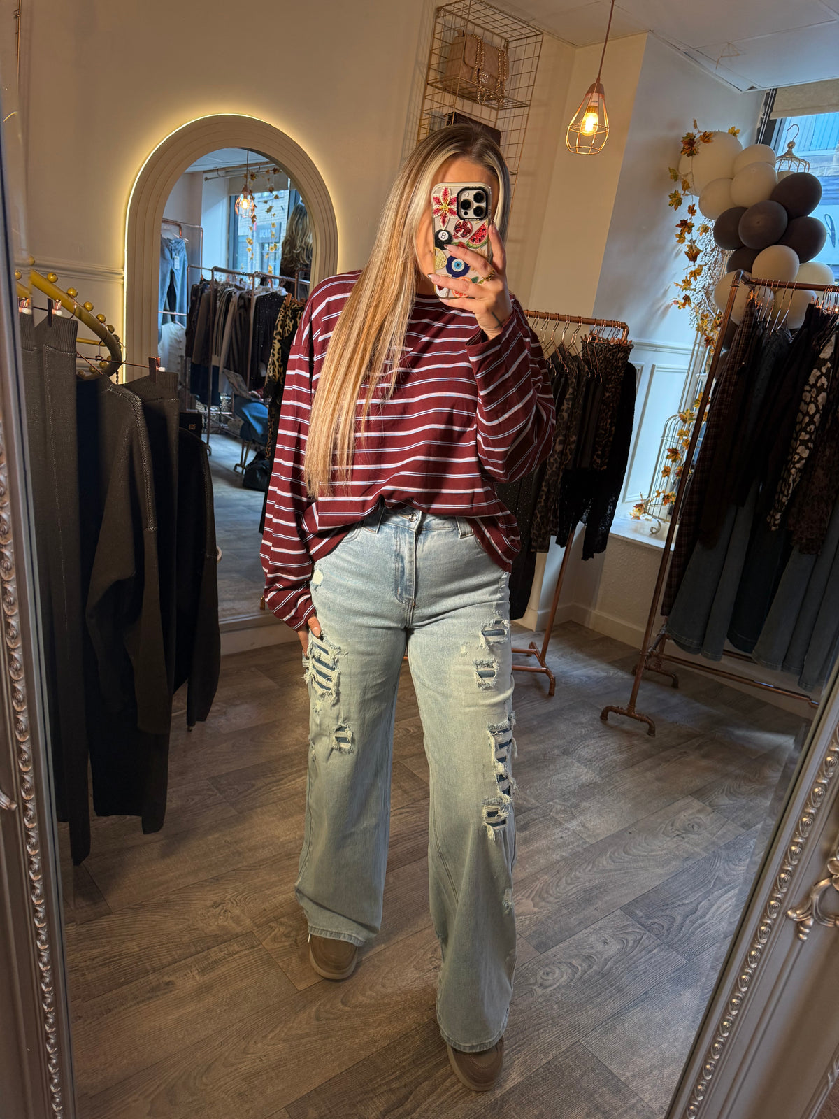 Ripped Stretch Jeans