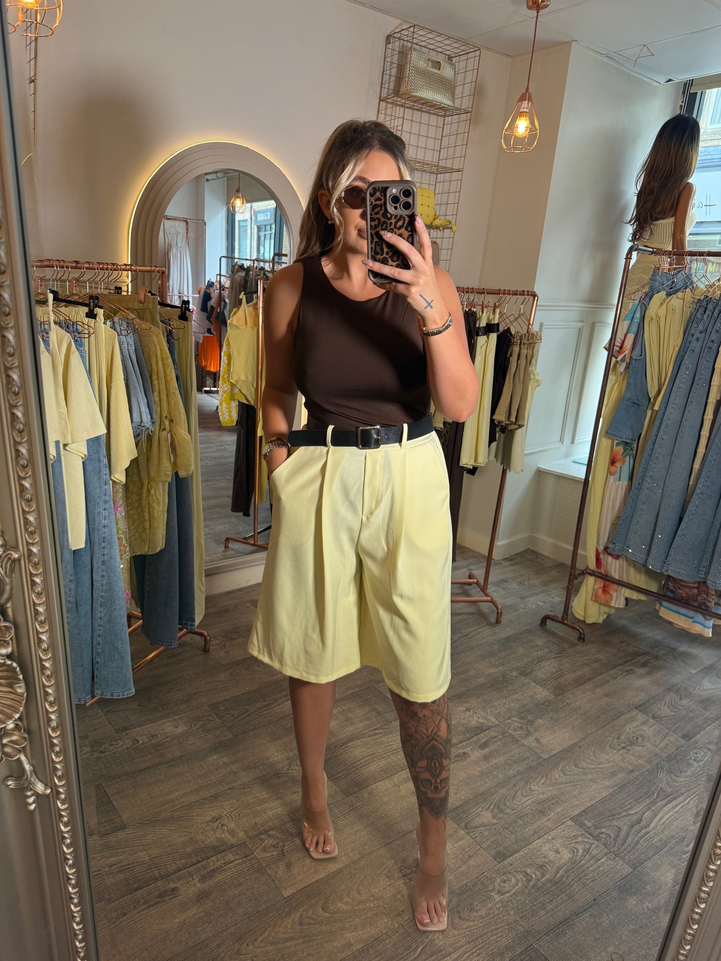 Lemon Brown Belted 3/4 Pants