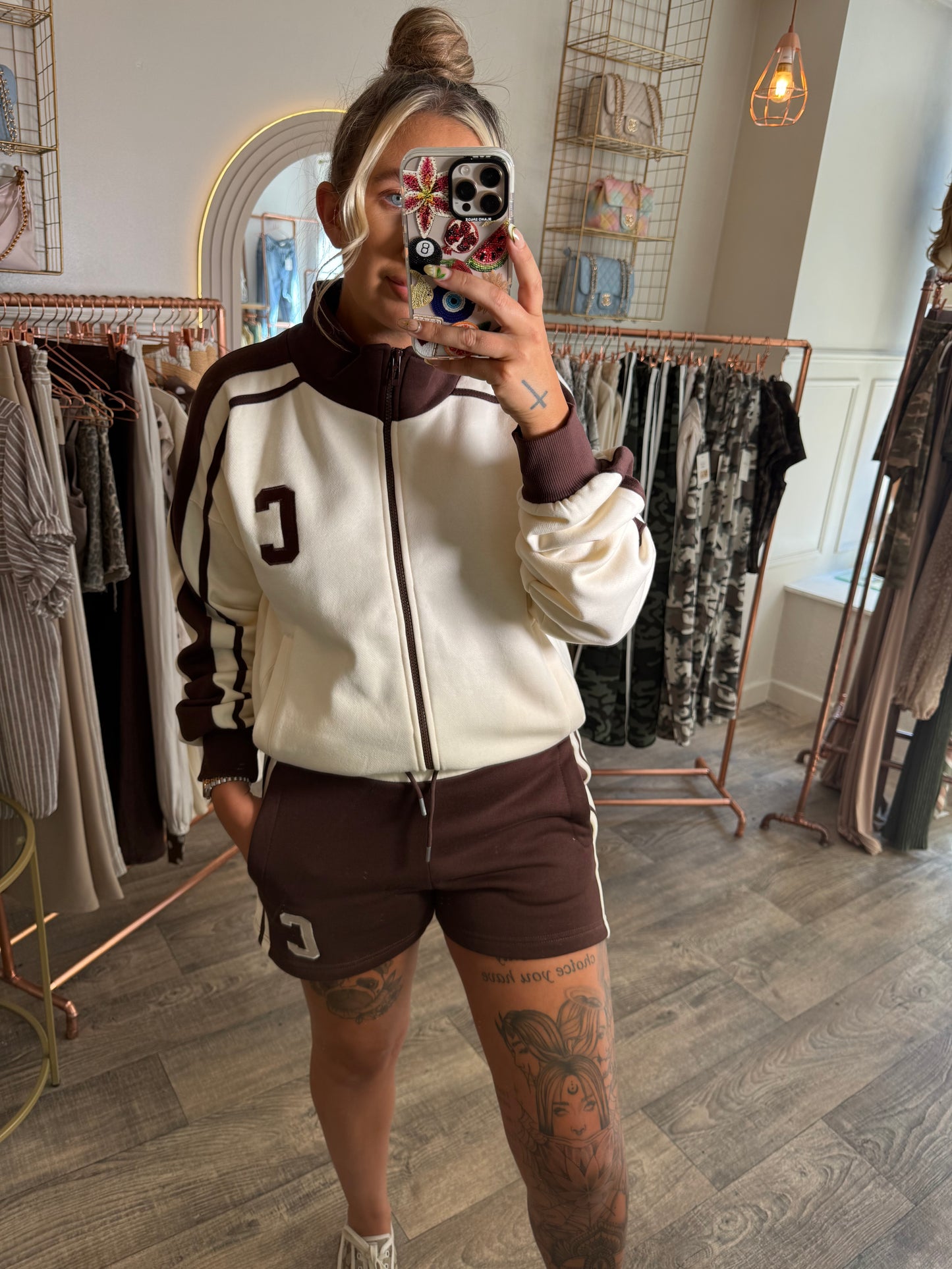 The CASUAL Lounge Set Chocolate