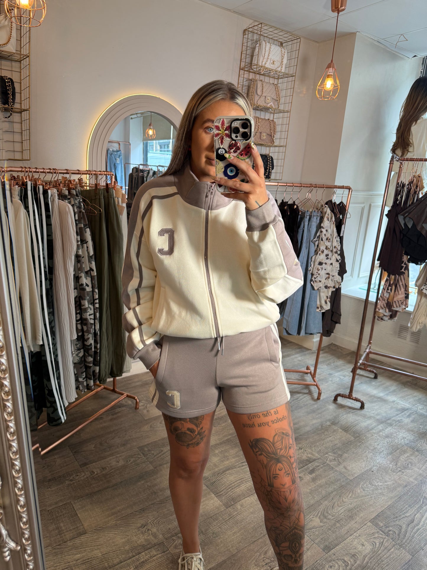 The CASUAL Set Grey