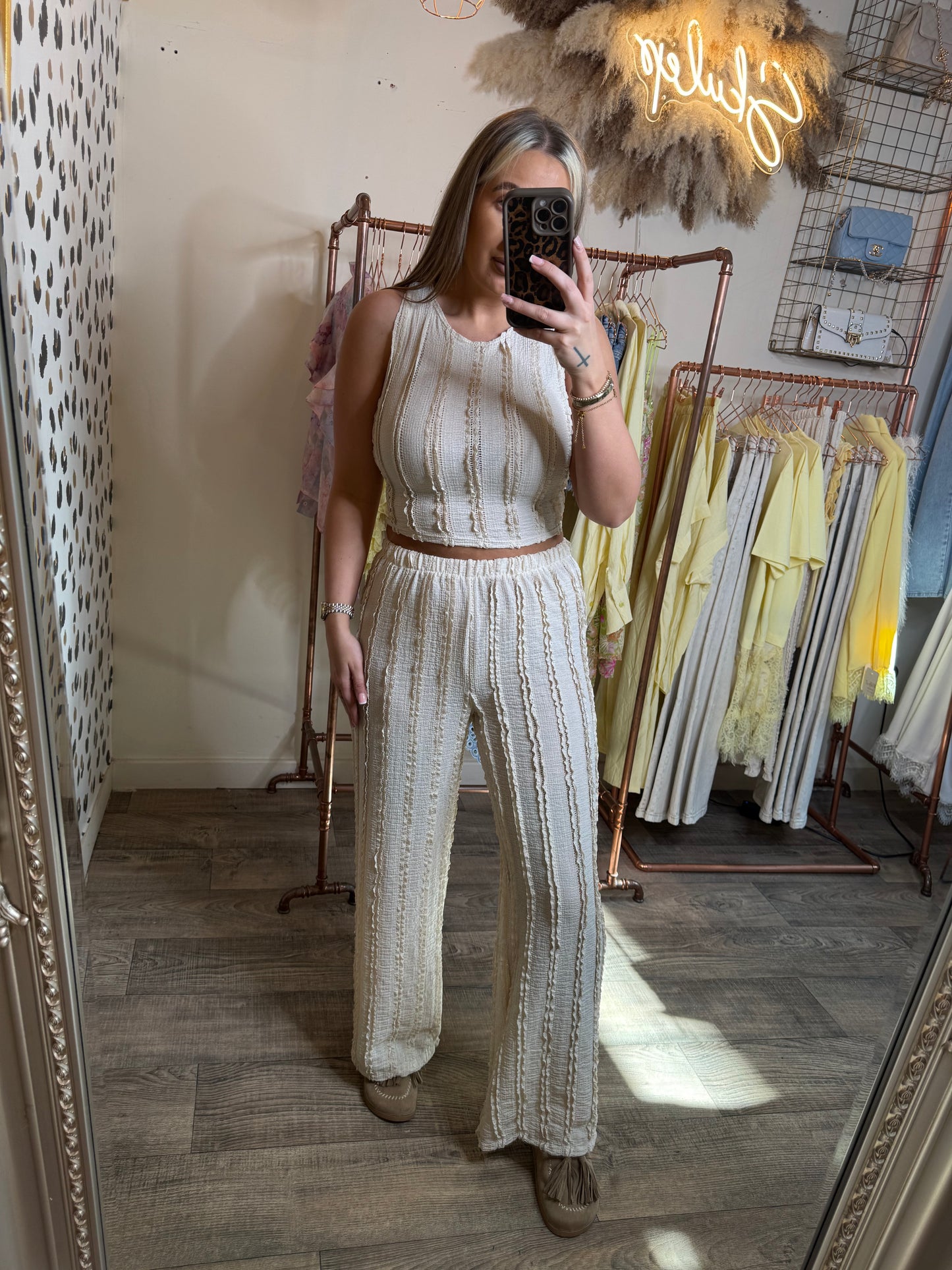 The HOLLIE Set 2 Colours