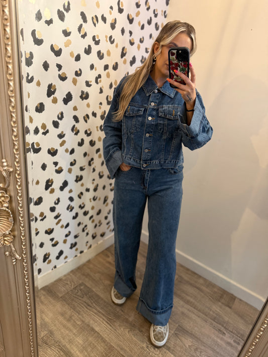 Stretch back Turn up Jeans