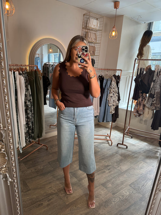 Scolloped Vest Brown